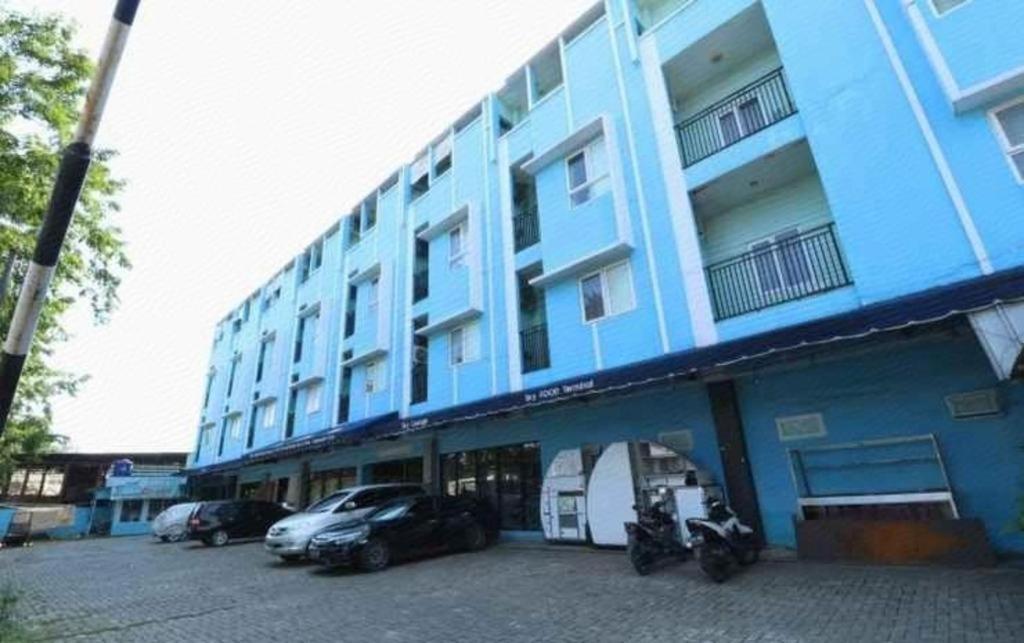 Reddoorz Near Mandaya Royal Hospital Puri Otel Tangerang Dış mekan fotoğraf