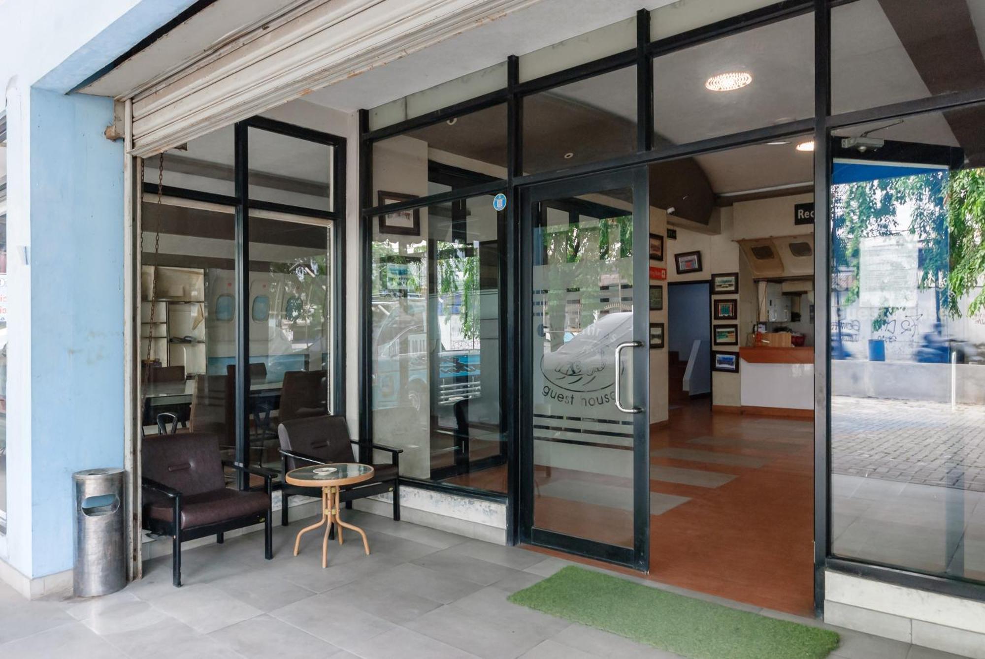 Reddoorz Near Mandaya Royal Hospital Puri Otel Tangerang Dış mekan fotoğraf